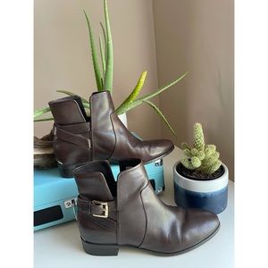 Brown leather Michael Kors ankle boot size 10